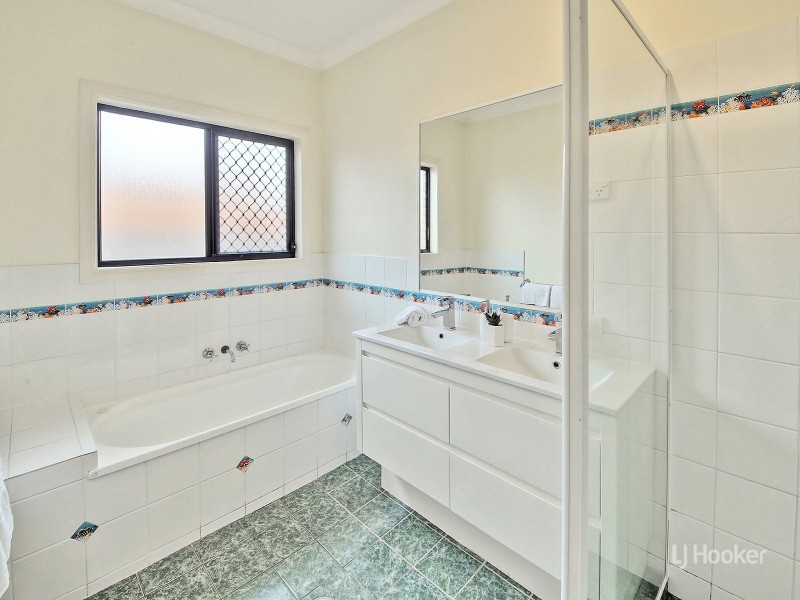 17 Mt D’Aguilar Crescent, Algester QLD 4115