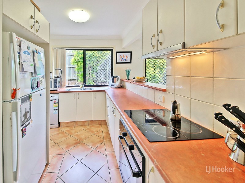 16/10 Diane Court, Calamvale QLD 4116