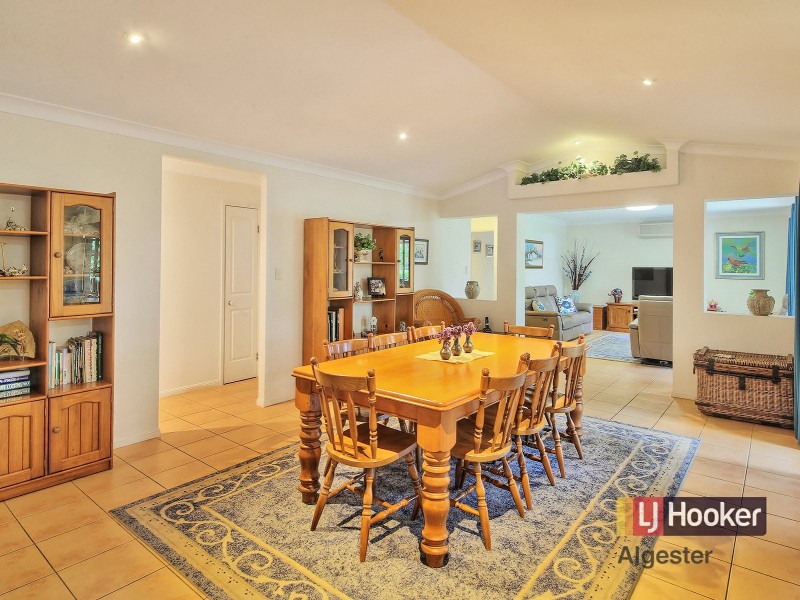 19 Bellfield Crescent, Parkinson QLD 4115