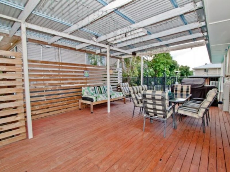 80 Hammersmith Street, Coopers Plains QLD 4108