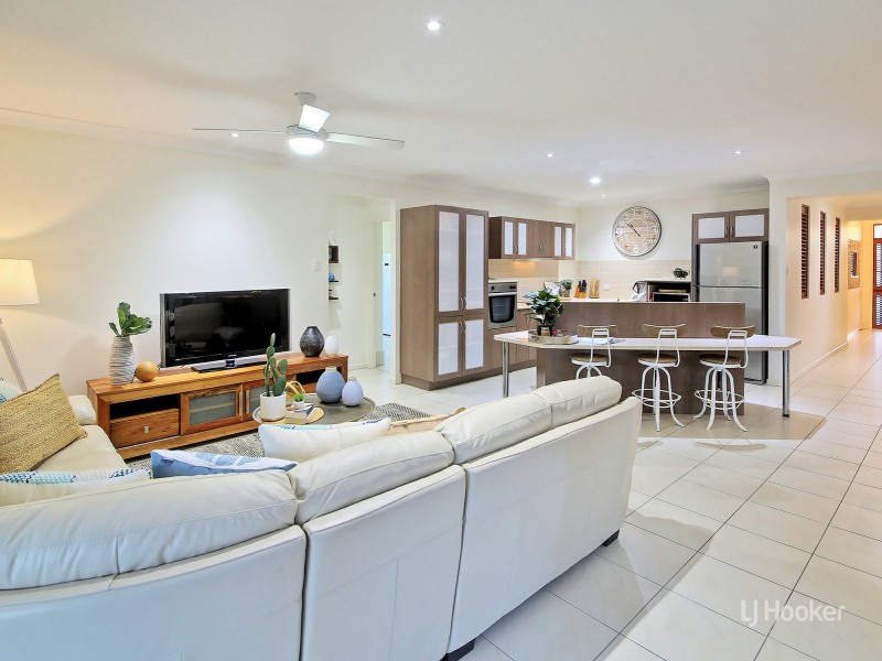 28 Lomond Place, Parkinson QLD 4115