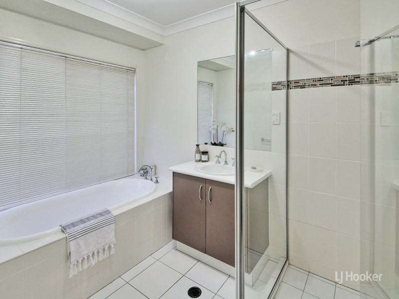 28 Lomond Place, Parkinson QLD 4115