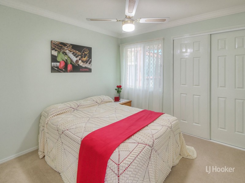 7 Strathaird Place, Parkinson QLD 4115