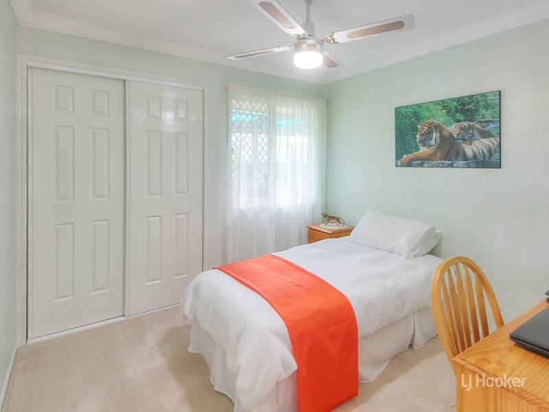 7 Strathaird Place, Parkinson QLD 4115