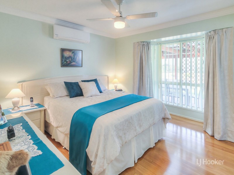 7 Strathaird Place, Parkinson QLD 4115