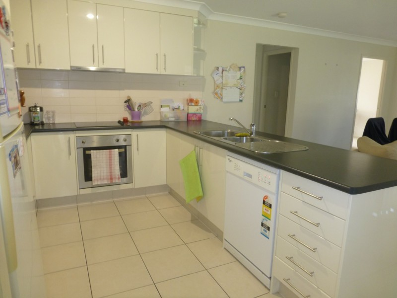 11 Durre Street, Calamvale QLD 4116