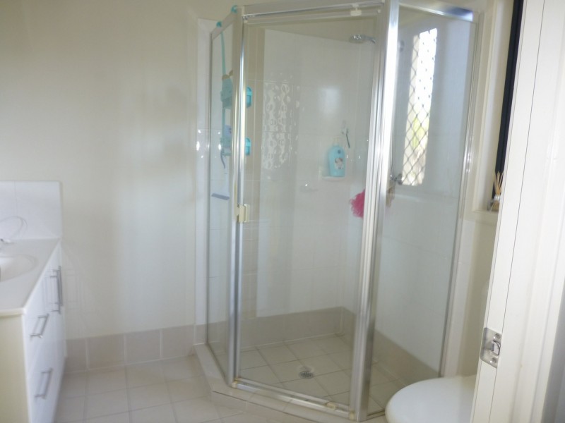 11 Durre Street, Calamvale QLD 4116