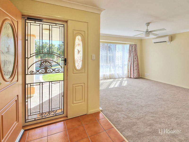 118 Bannockburn Crescent, Parkinson QLD 4115