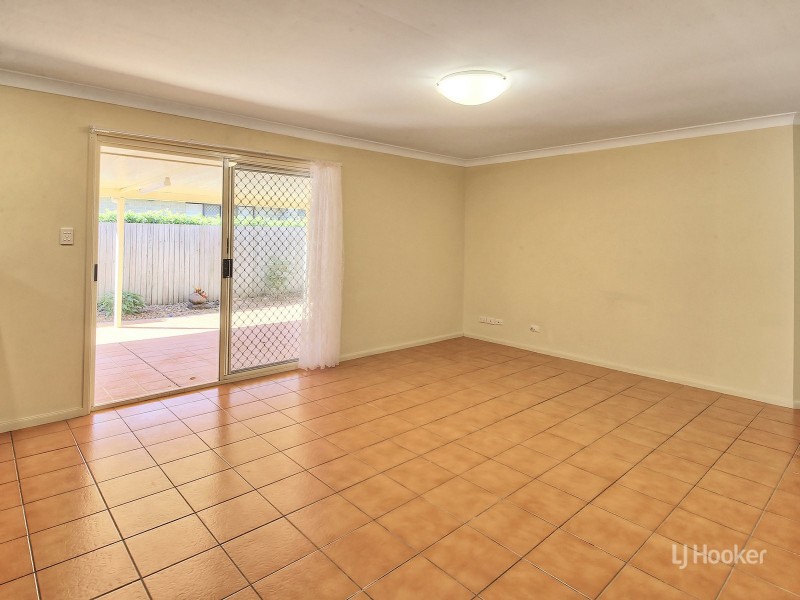 118 Bannockburn Crescent, Parkinson QLD 4115