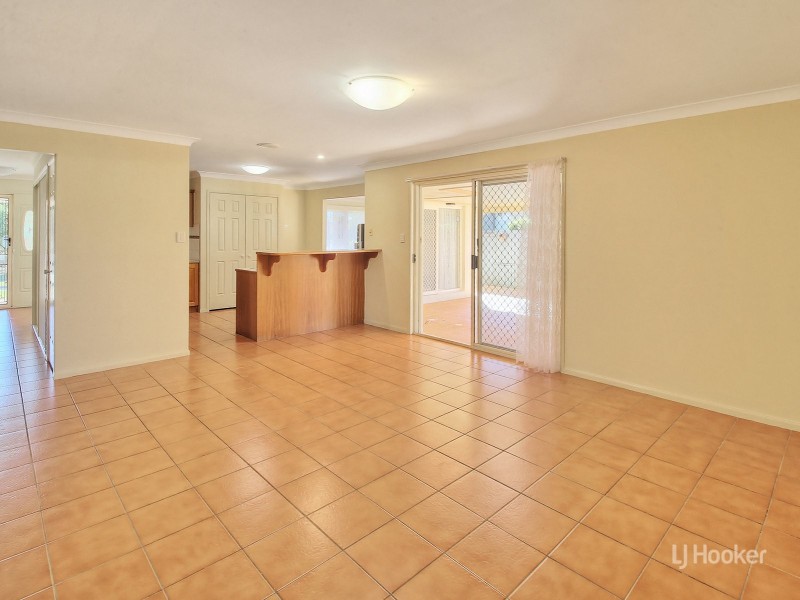 118 Bannockburn Crescent, Parkinson QLD 4115