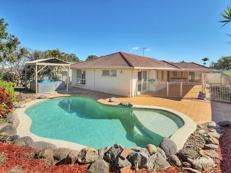 118 Bannockburn Crescent, Parkinson QLD 4115