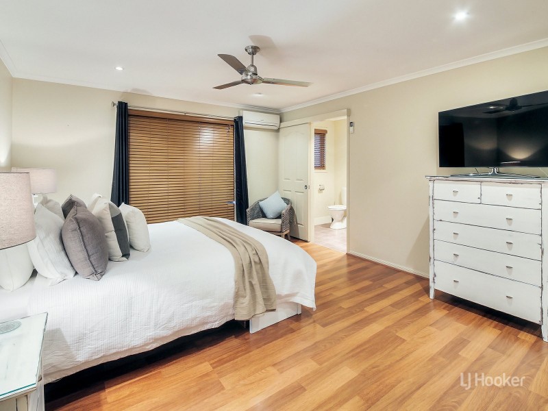137 Wallum Drive, Parkinson QLD 4115