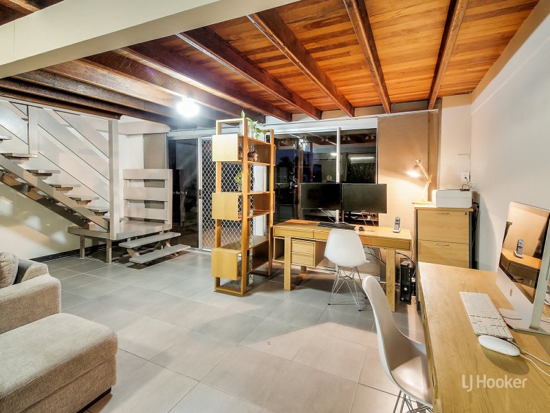 18 Murcot Street, Underwood QLD 4119