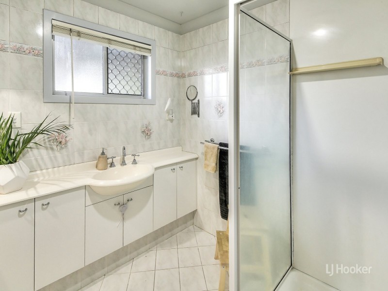 18 Murcot Street, Underwood QLD 4119