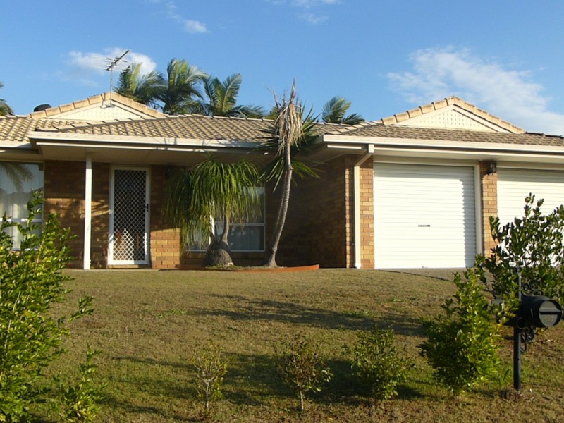 1 Bannockburn Crescent, Parkinson QLD 4115