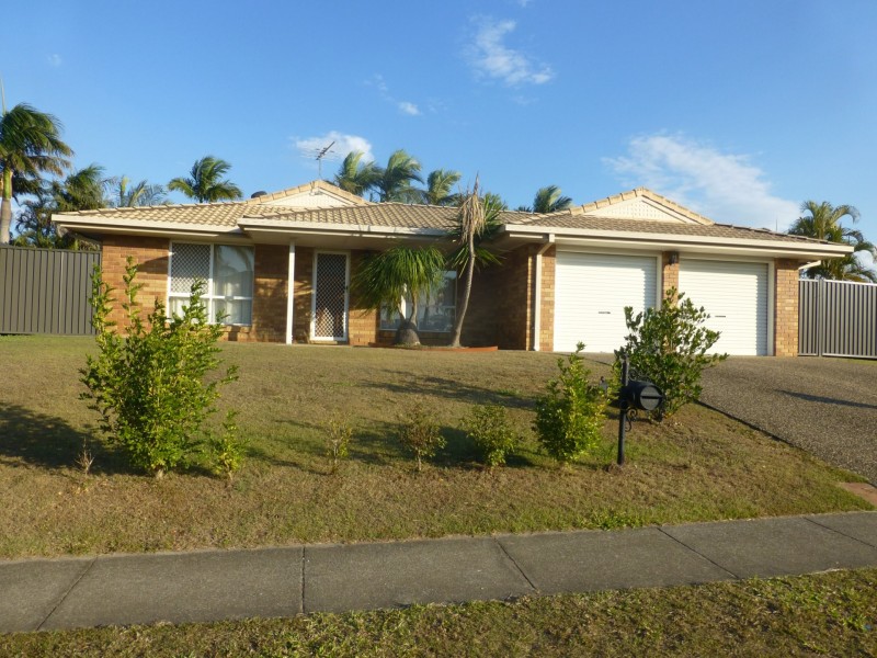 1 Bannockburn Crescent, Parkinson QLD 4115