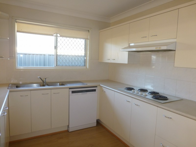 1 Bannockburn Crescent, Parkinson QLD 4115