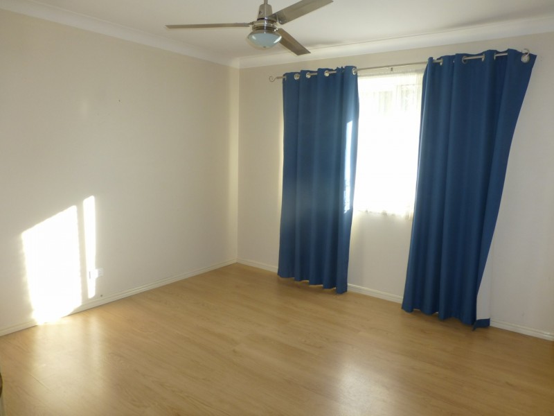 1 Bannockburn Crescent, Parkinson QLD 4115