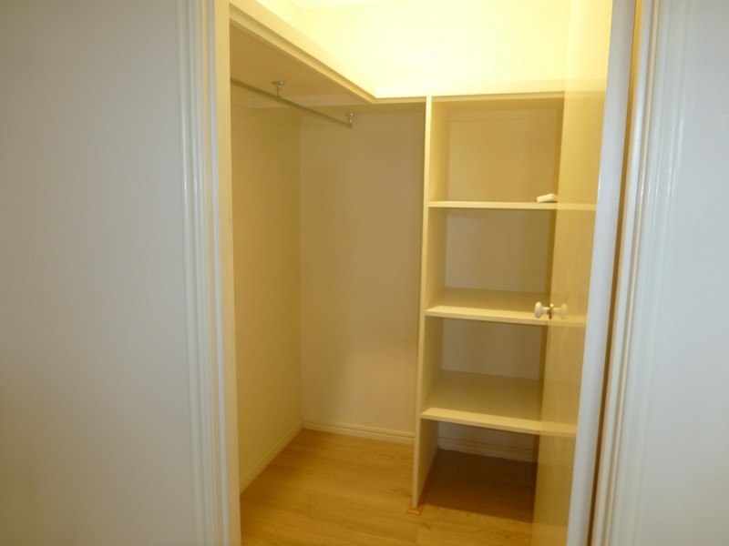 1 Bannockburn Crescent, Parkinson QLD 4115