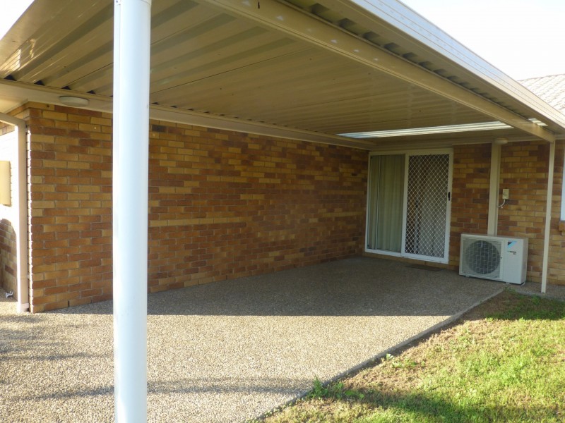 1 Bannockburn Crescent, Parkinson QLD 4115