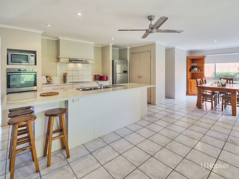 3 Warranilla Street, Parkinson QLD 4115