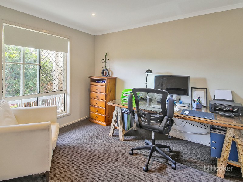 3 Warranilla Street, Parkinson QLD 4115