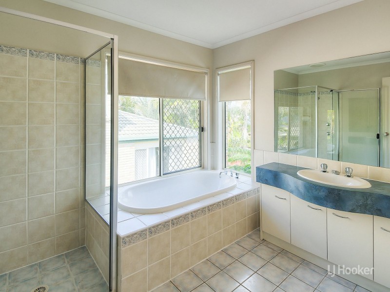 3 Warranilla Street, Parkinson QLD 4115