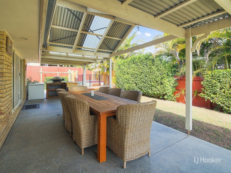 3 Warranilla Street, Parkinson QLD 4115