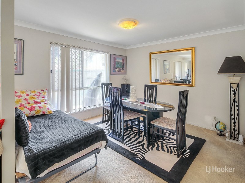 109 Oakview Street, Parkinson QLD 4115