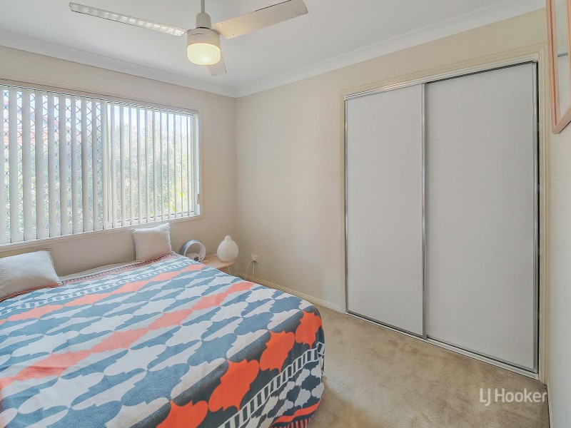 109 Oakview Street, Parkinson QLD 4115