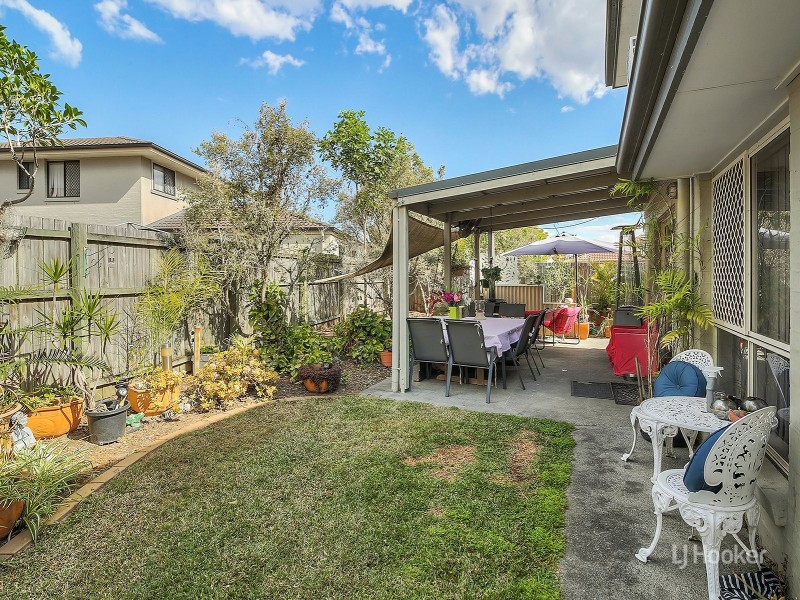 109 Oakview Street, Parkinson QLD 4115
