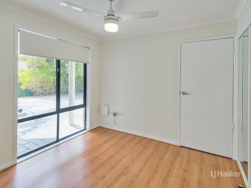 63 Bannockburn Crescent, Parkinson QLD 4115