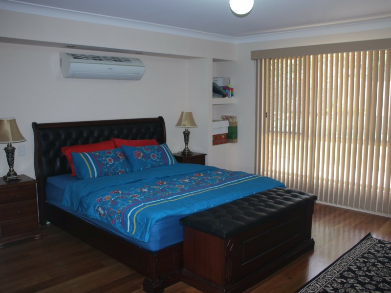 35 Larapinta Circuit, Parkinson QLD 4115