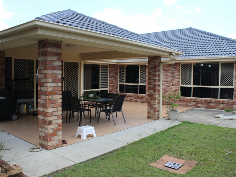 35 Larapinta Circuit, Parkinson QLD 4115