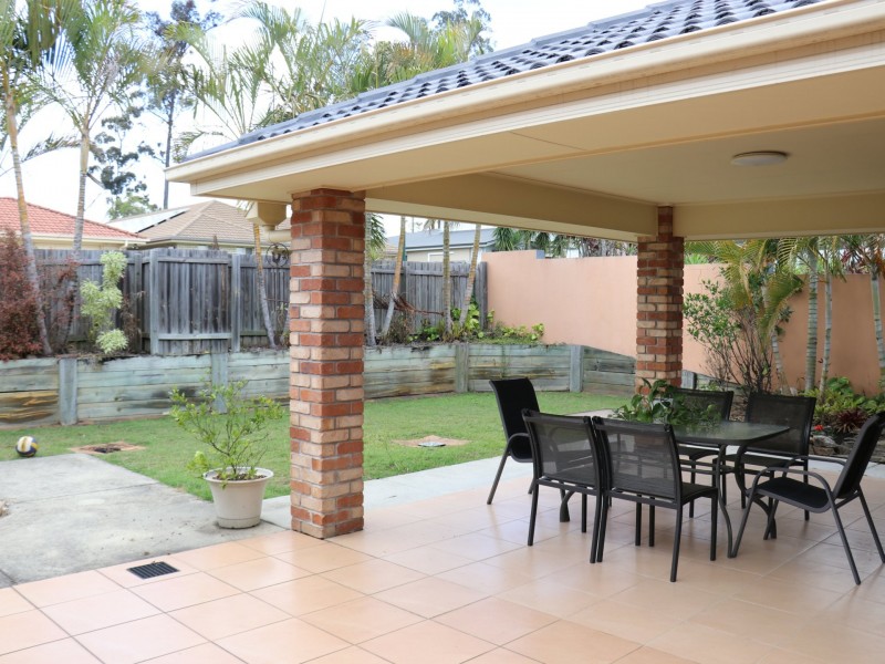 35 Larapinta Circuit, Parkinson QLD 4115