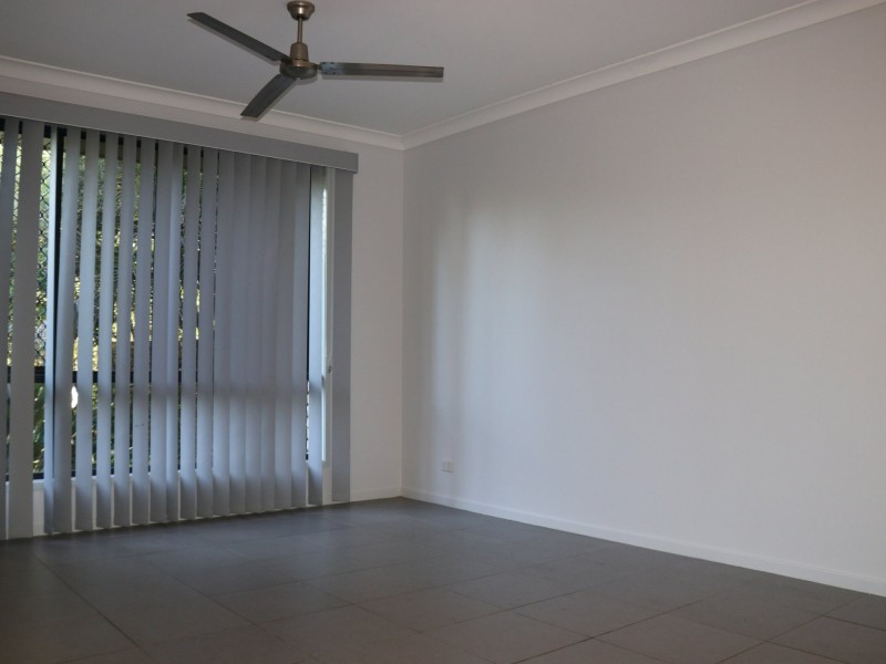 27B Clivia Crescent, Daisy Hill QLD 4127