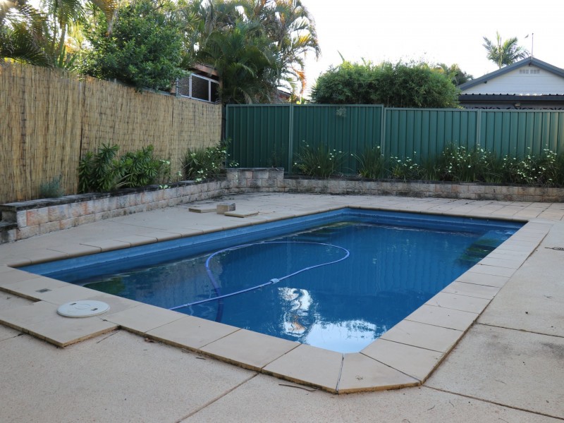 27B Clivia Crescent, Daisy Hill QLD 4127