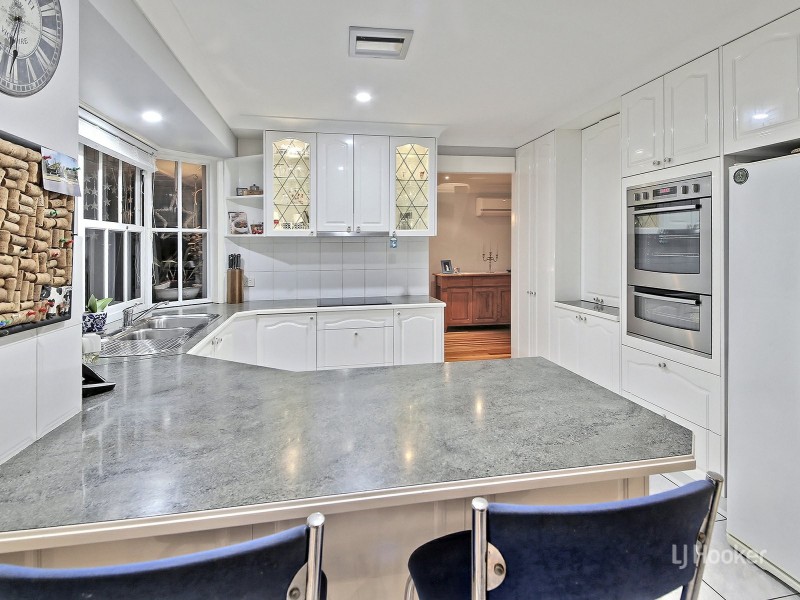 22 Lakewood Avenue, Parkinson QLD 4115