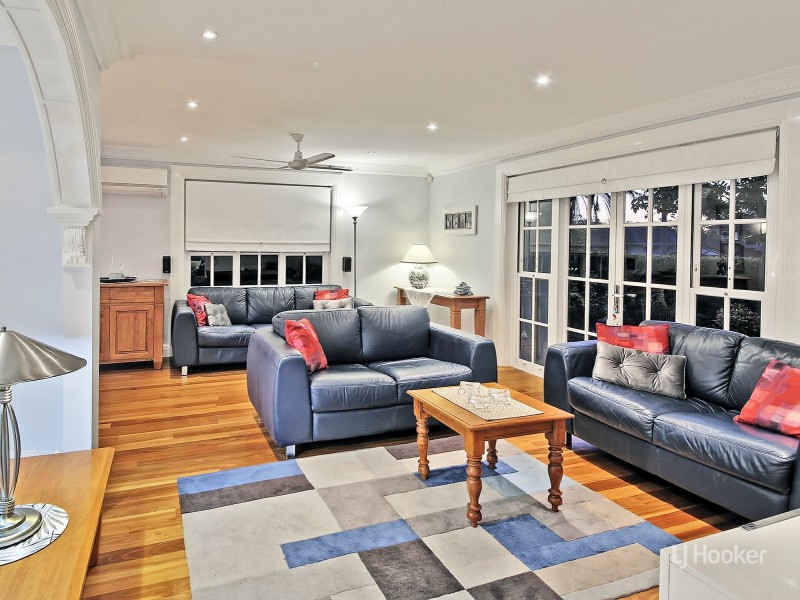 22 Lakewood Avenue, Parkinson QLD 4115