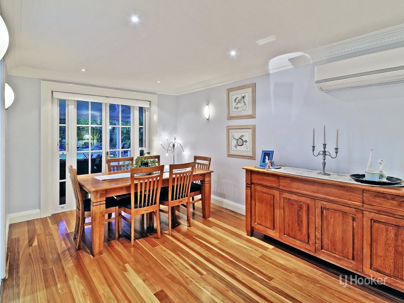 22 Lakewood Avenue, Parkinson QLD 4115