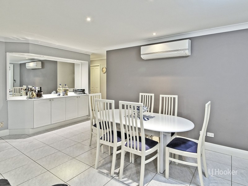 22 Lakewood Avenue, Parkinson QLD 4115