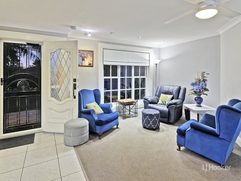 22 Lakewood Avenue, Parkinson QLD 4115