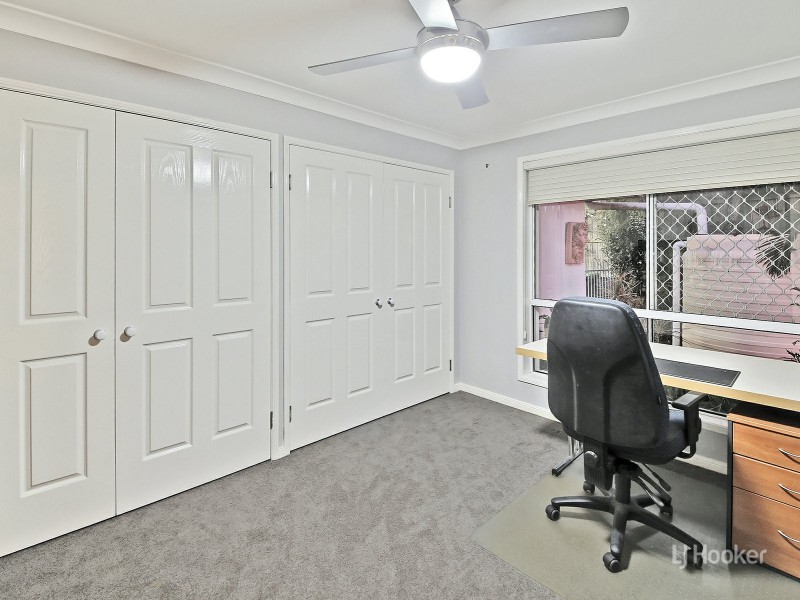 22 Lakewood Avenue, Parkinson QLD 4115