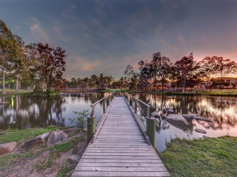 22 Lakewood Avenue, Parkinson QLD 4115