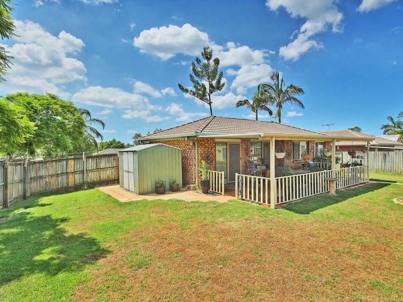 2 Barcoo Court, Hillcrest QLD 4118