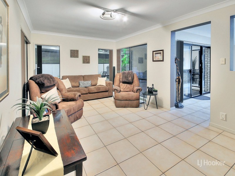 44 Murramarang Drive, Parkinson QLD 4115