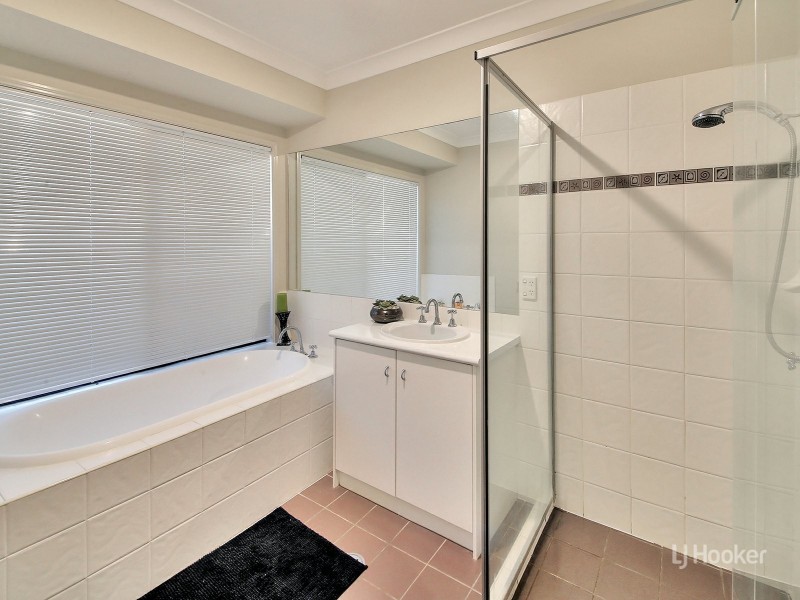 44 Murramarang Drive, Parkinson QLD 4115