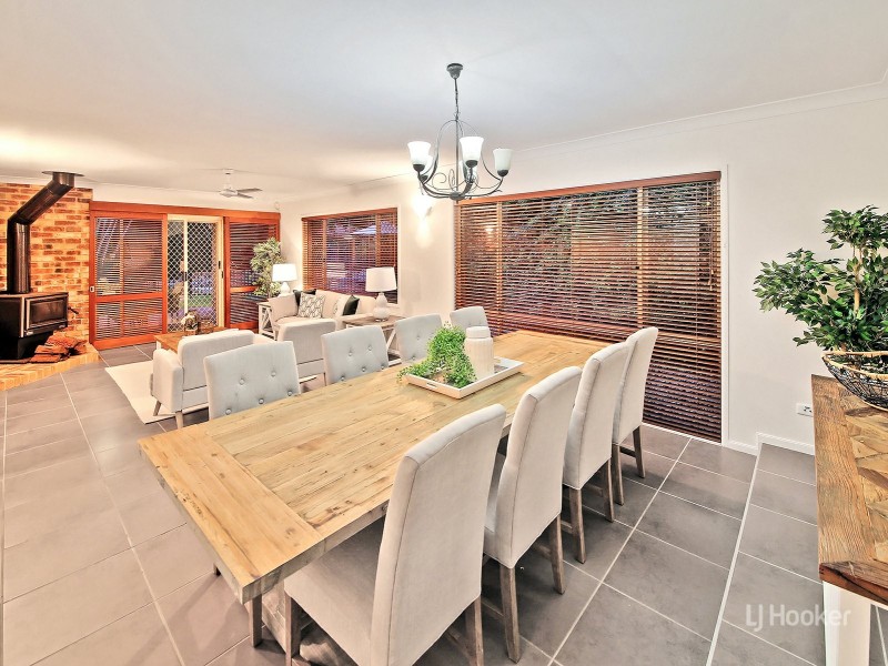 15 St John Close, Parkinson QLD 4115