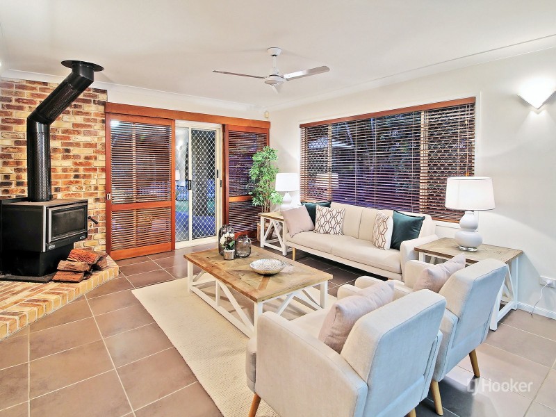 15 St John Close, Parkinson QLD 4115