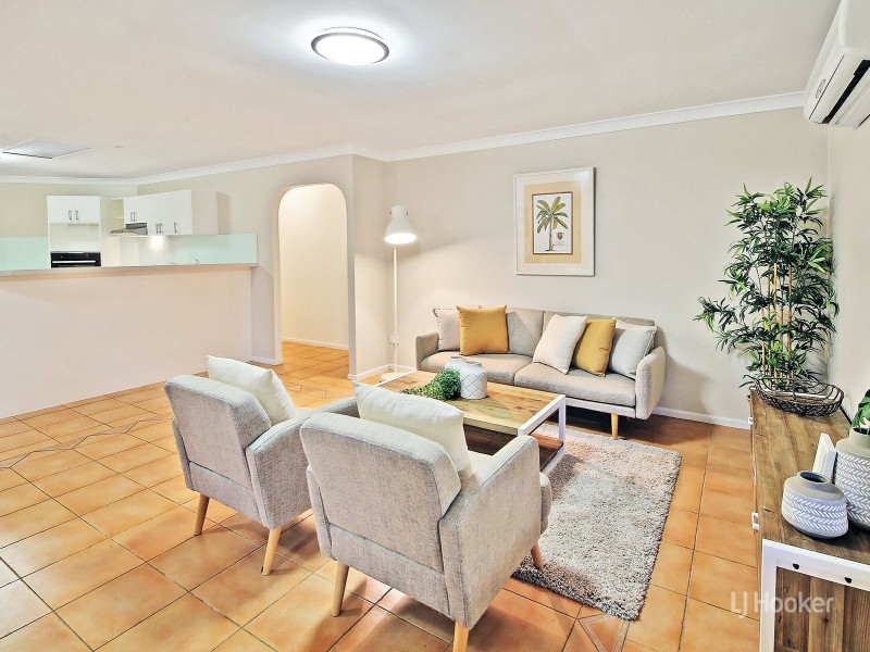 15 St John Close, Parkinson QLD 4115